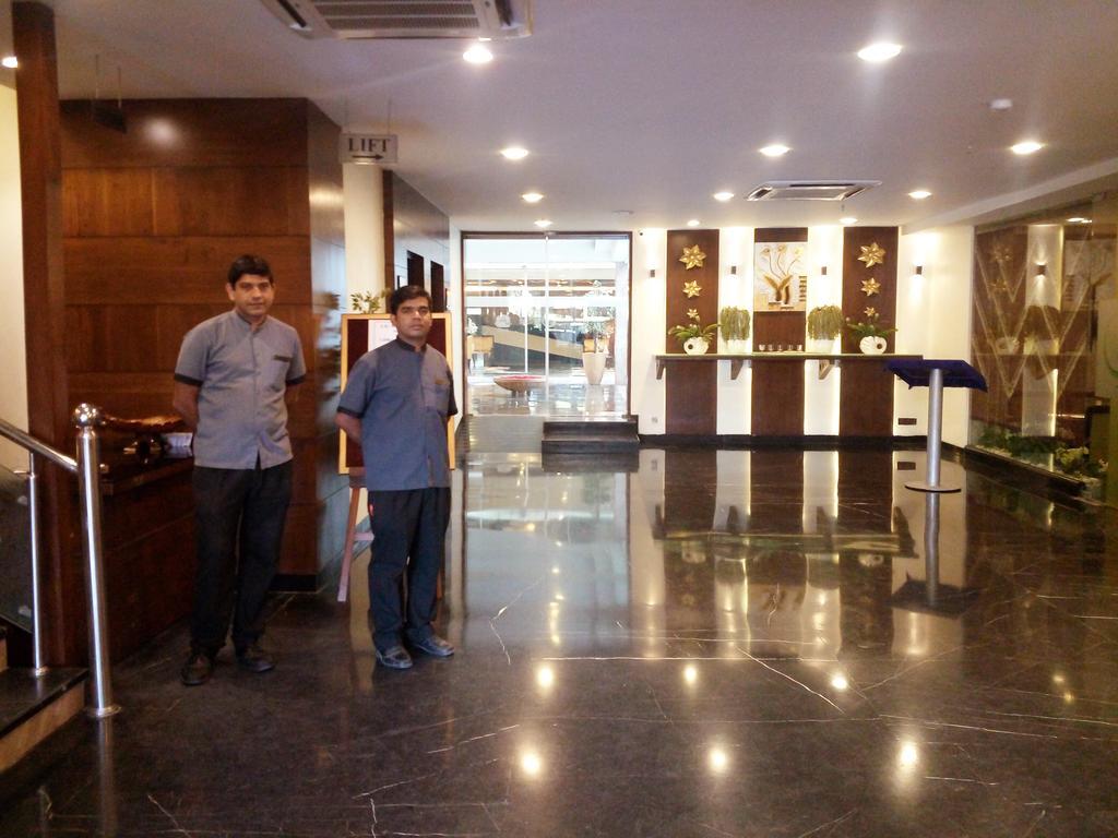 Best Western Plus O2 Indore Exterior photo