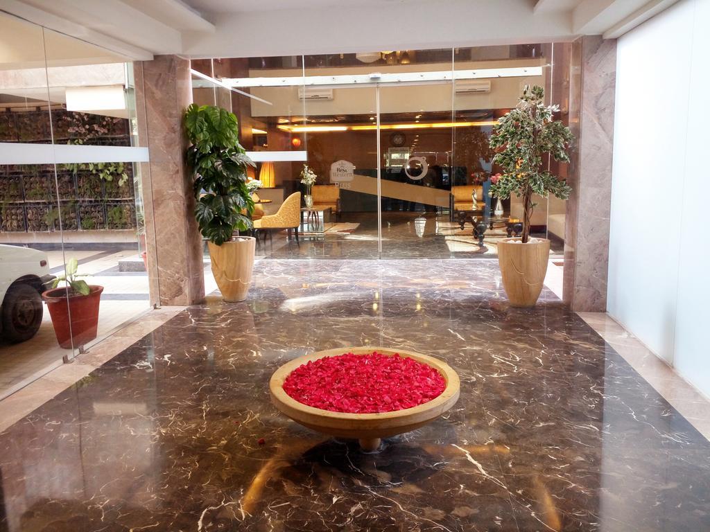Best Western Plus O2 Indore Exterior photo
