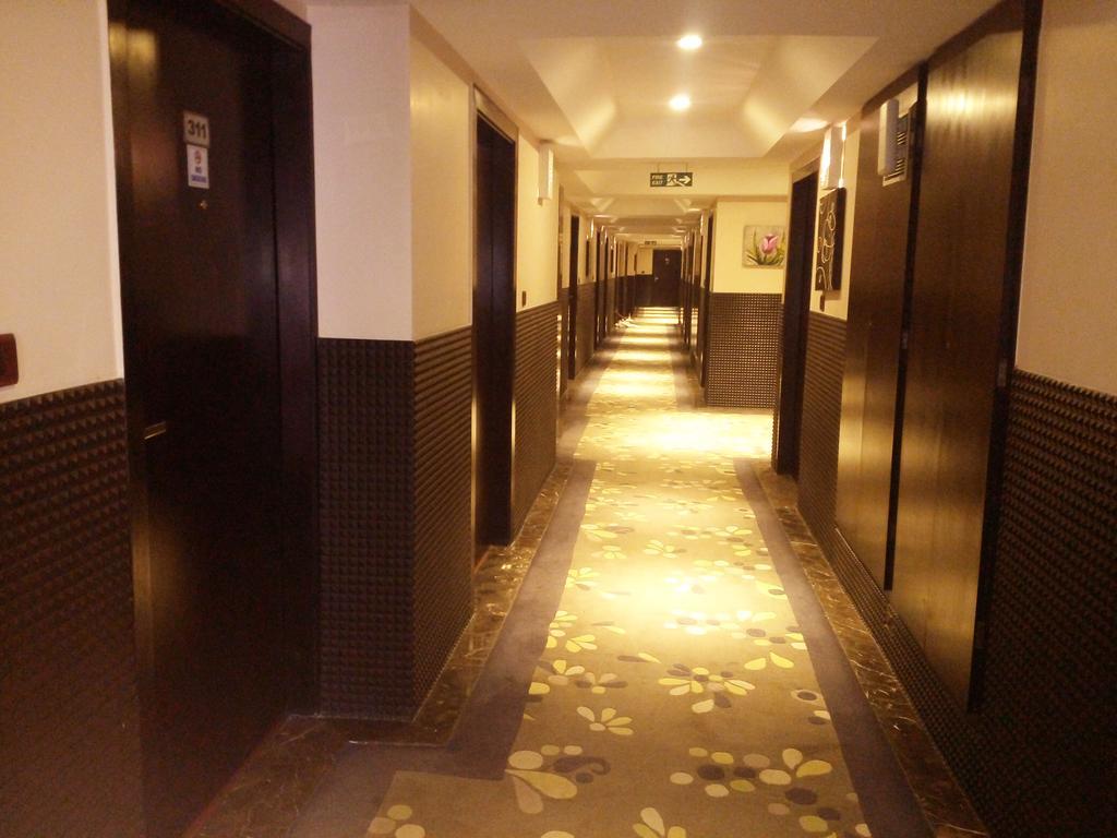 Best Western Plus O2 Indore Exterior photo