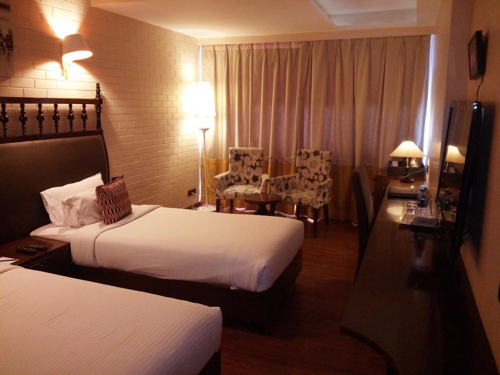 Best Western Plus O2 Indore Exterior photo