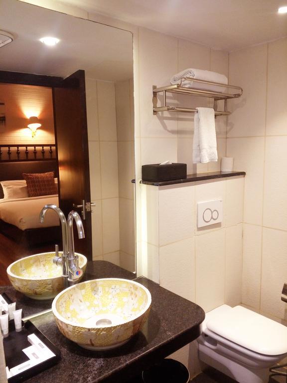 Best Western Plus O2 Indore Exterior photo
