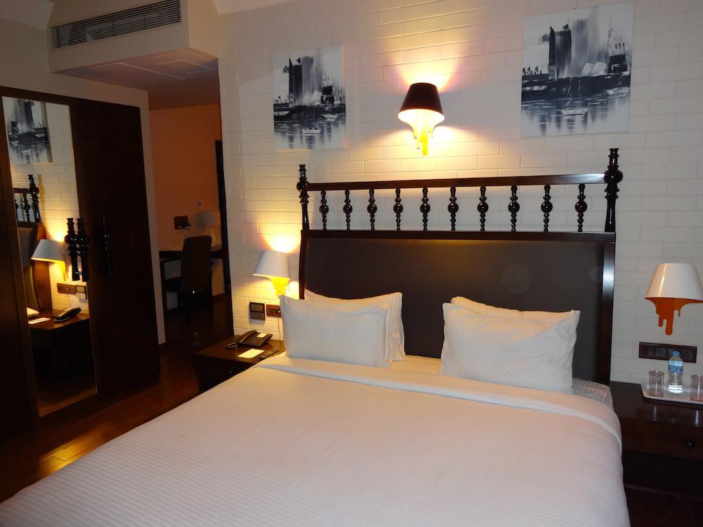Best Western Plus O2 Indore Exterior photo